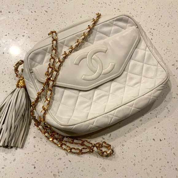 CHANEL Handbags - CHANEL bag
